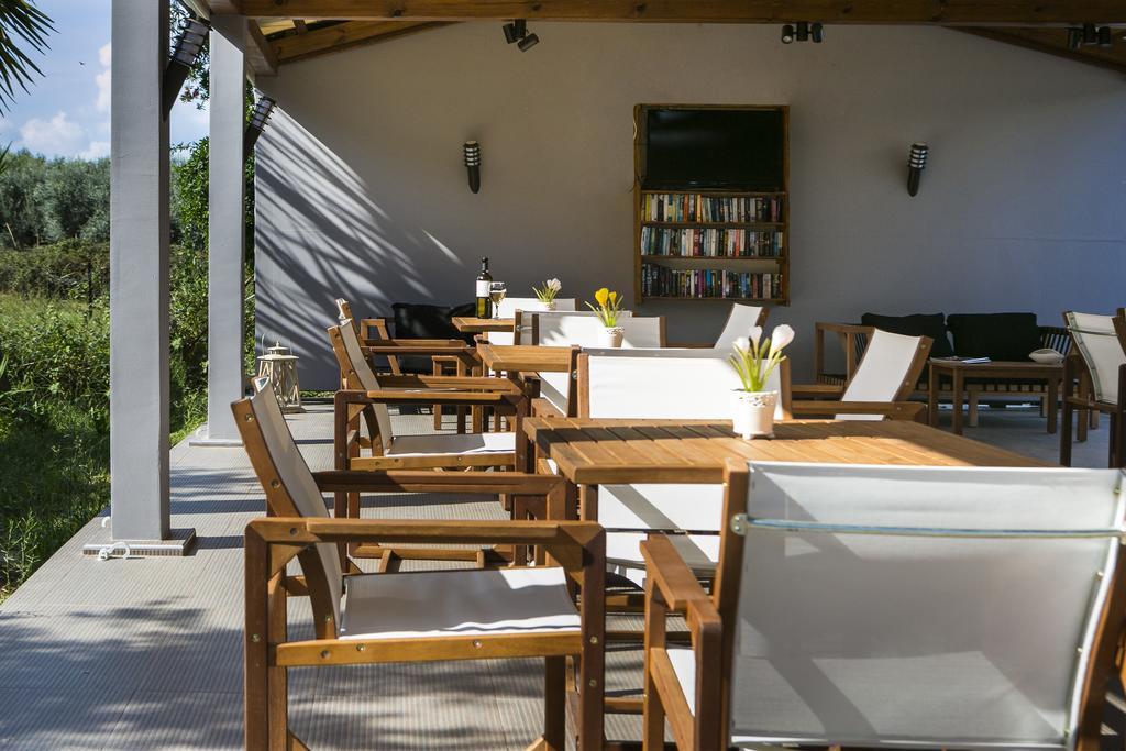 Olive Grove Studios & Apartments Svoronata Exterior foto
