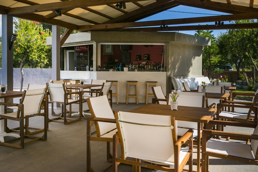 Olive Grove Studios & Apartments Svoronata Exterior foto