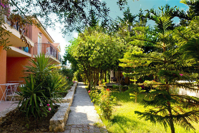 Olive Grove Studios & Apartments Svoronata Exterior foto