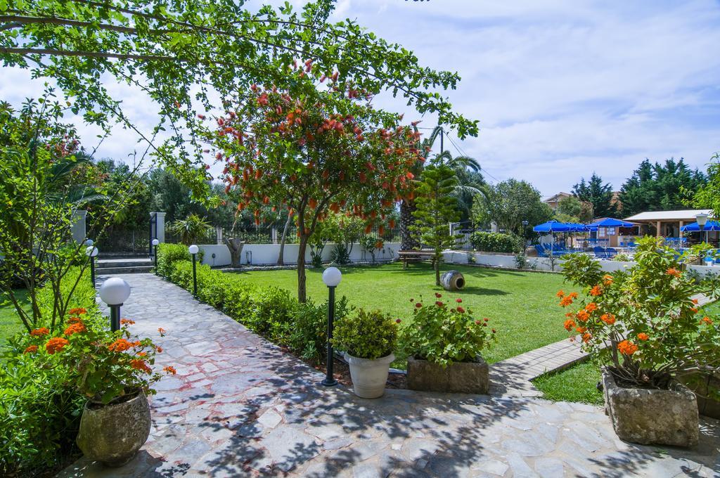 Olive Grove Studios & Apartments Svoronata Exterior foto